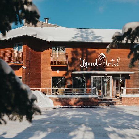Ugandi Hotel Otepää Exteriér fotografie